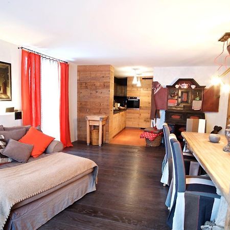 Chesa La Posta Apartment Samedan Bagian luar foto